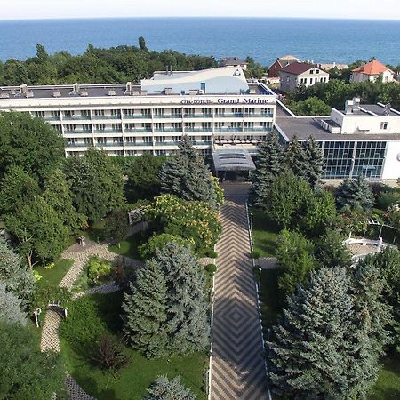Grand-Marine Hotel & Spa Burlach'ya Balka Exterior photo