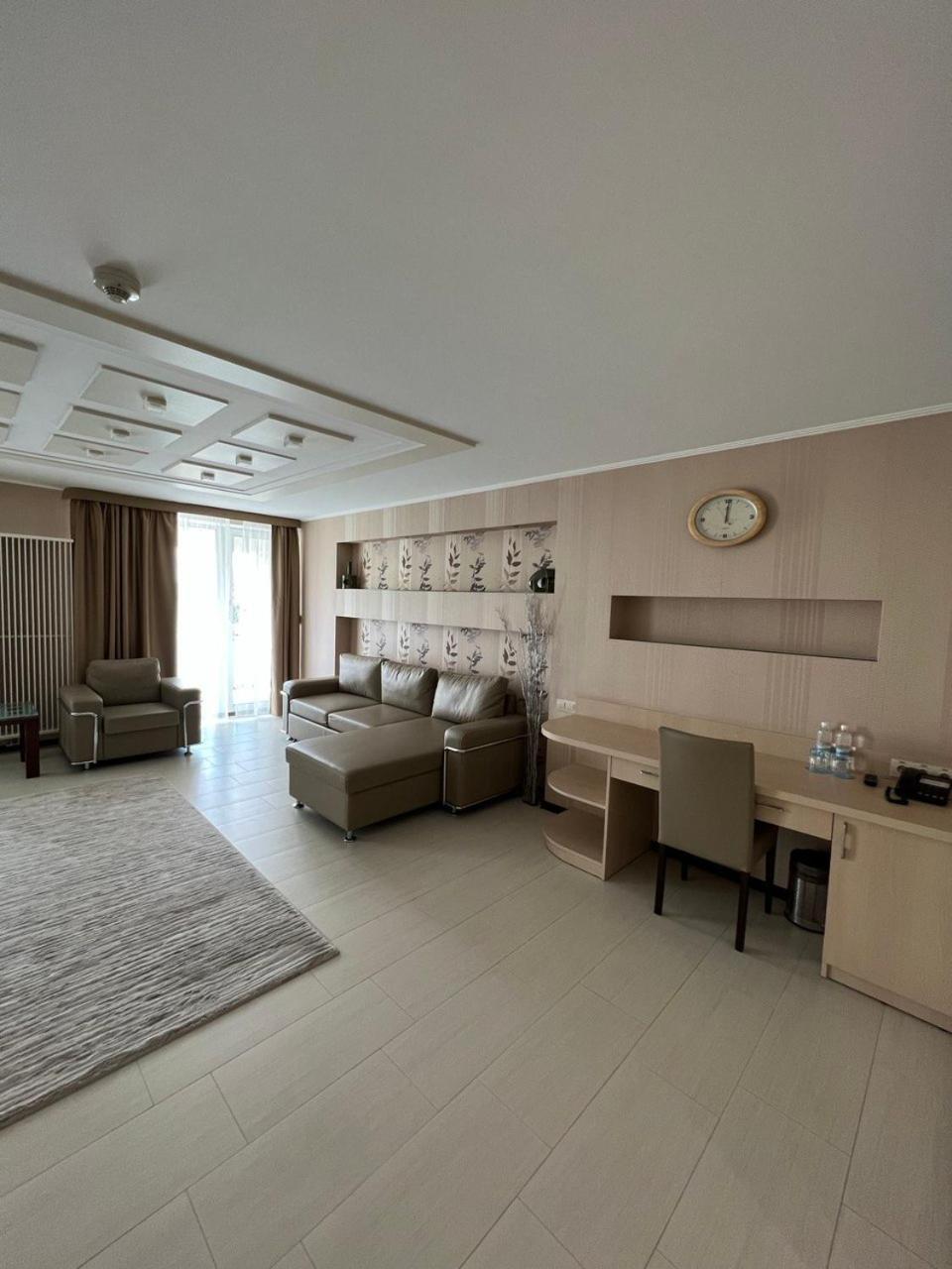 Grand-Marine Hotel & Spa Burlach'ya Balka Exterior photo