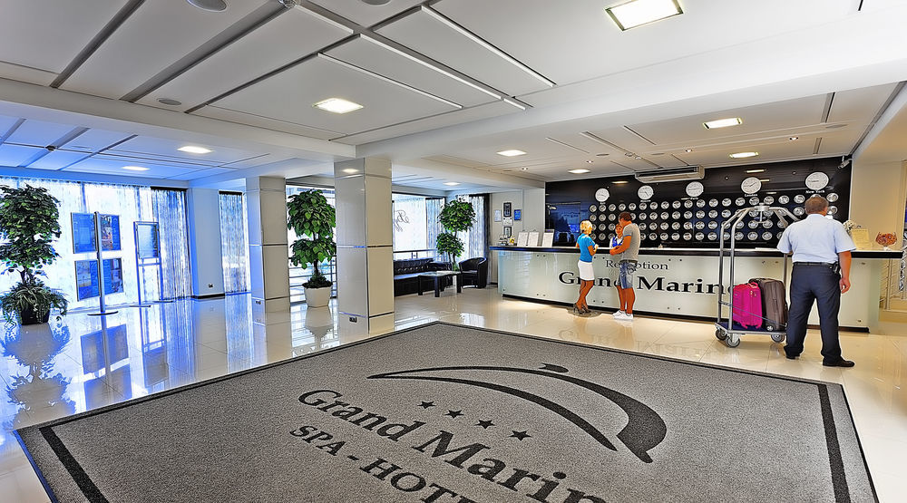 Grand-Marine Hotel & Spa Burlach'ya Balka Exterior photo