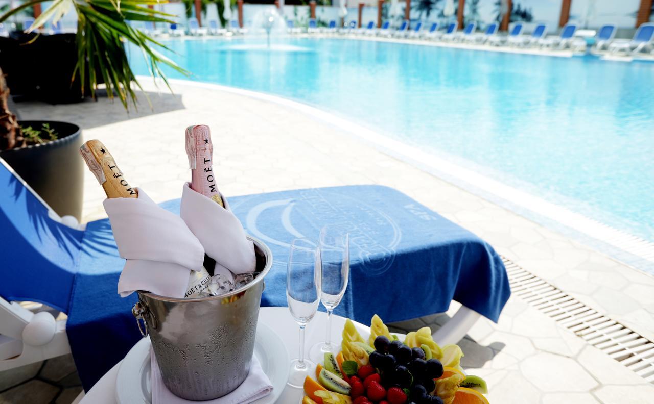Grand-Marine Hotel & Spa Burlach'ya Balka Exterior photo