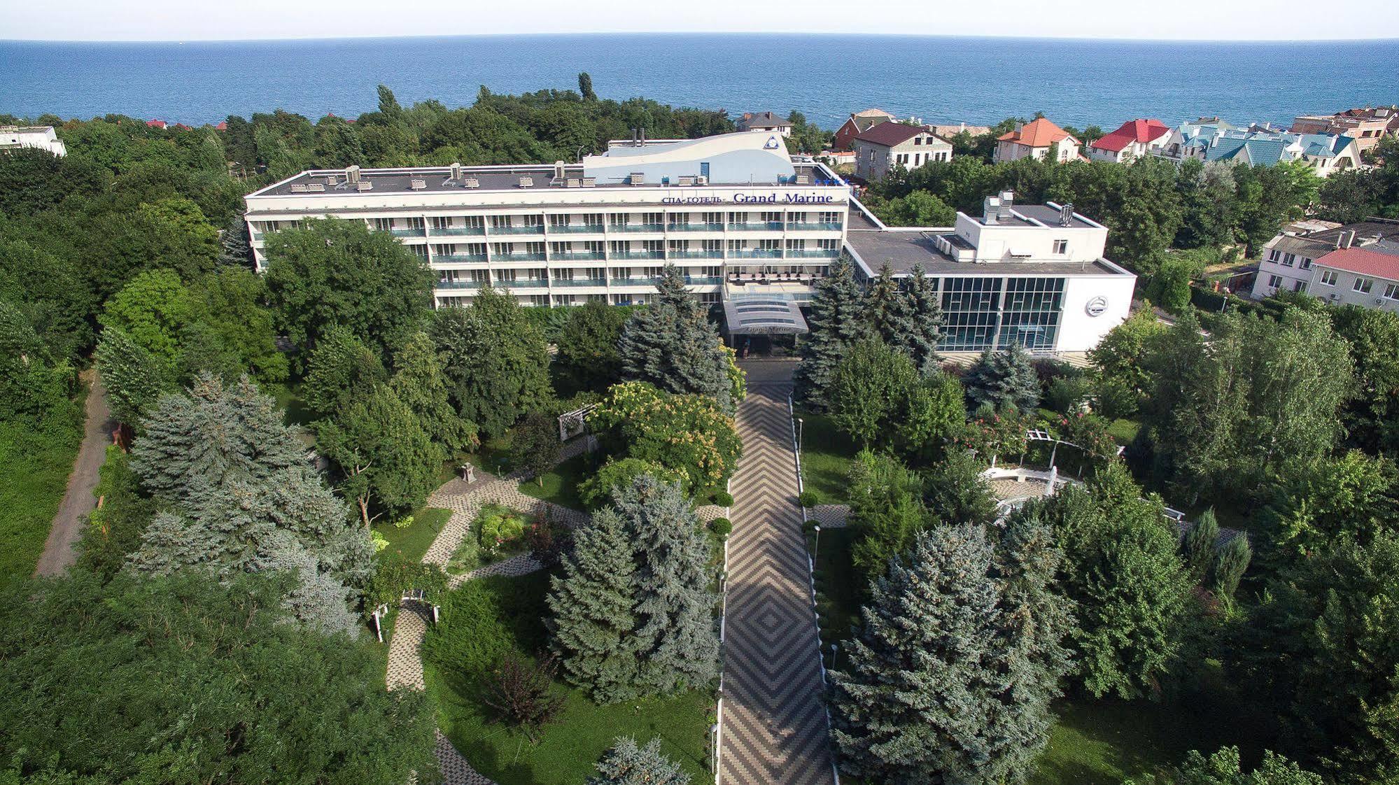 Grand-Marine Hotel & Spa Burlach'ya Balka Exterior photo