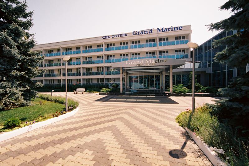 Grand-Marine Hotel & Spa Burlach'ya Balka Exterior photo